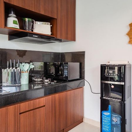 Cosy And Cheerful 2 Bedroom Villa 5Mins To Finns Canggu  Ngoại thất bức ảnh